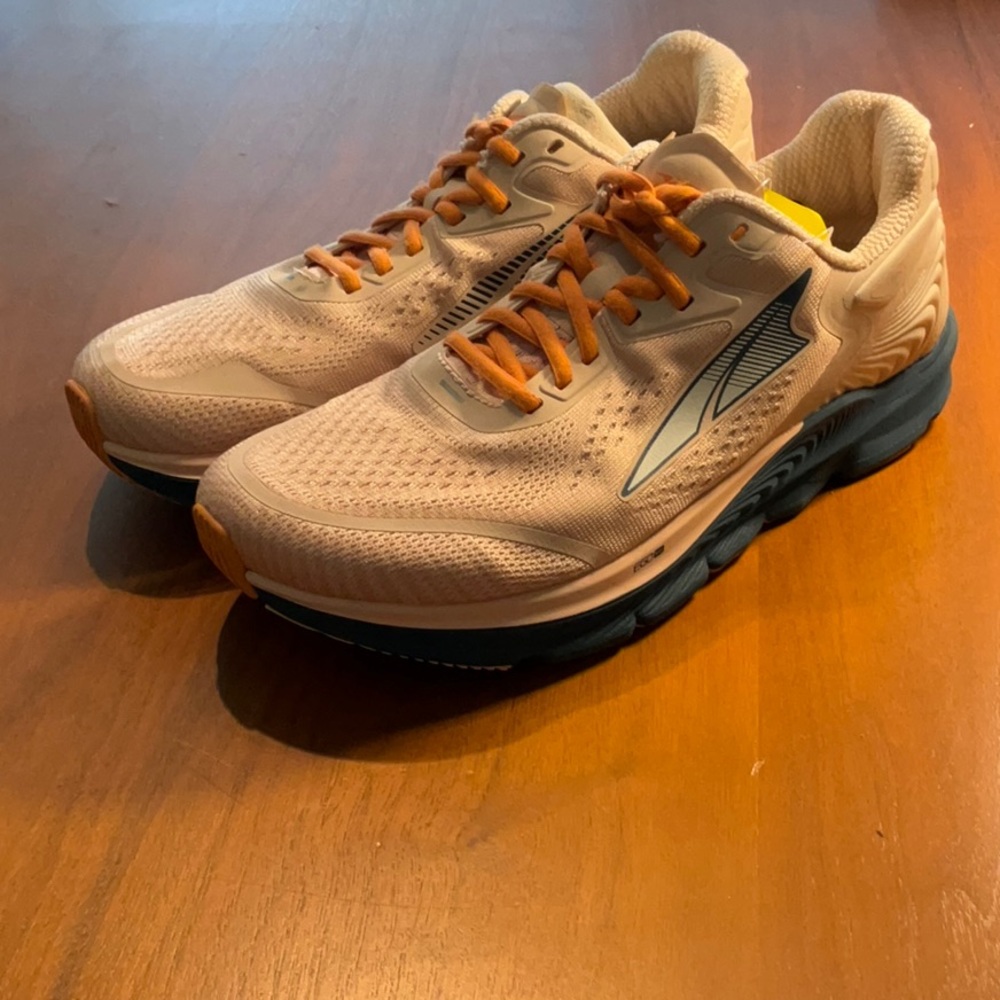 Altra Torin 5 sample